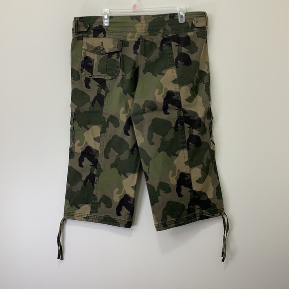 ***Vintage*** G-Unit Army Print Cropped Pants - Picture 2 of 4